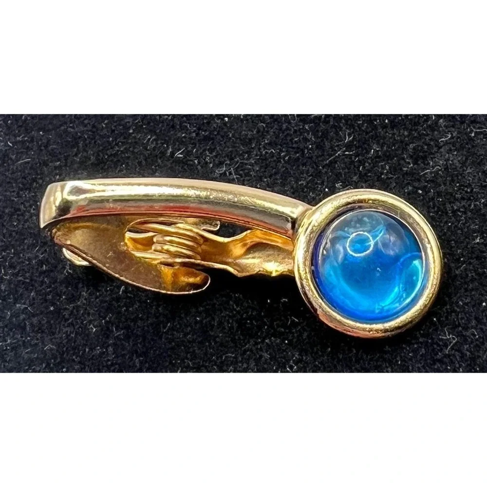 Vintage Men's Gold Tone Tie Clip Blue‎ Glass Cabochon Spring Clasp